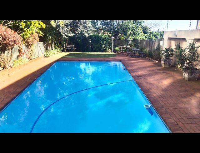 2 BEDROOM APARTMENT FOR SALE IN GLENWOOD